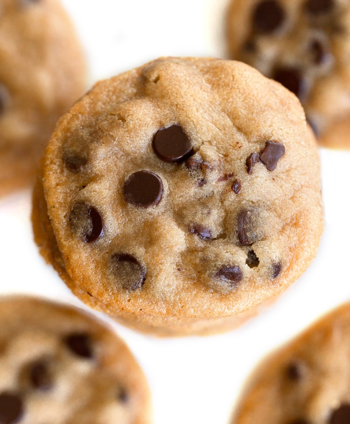 The BEST Healthy Chocolate Chip Cookies