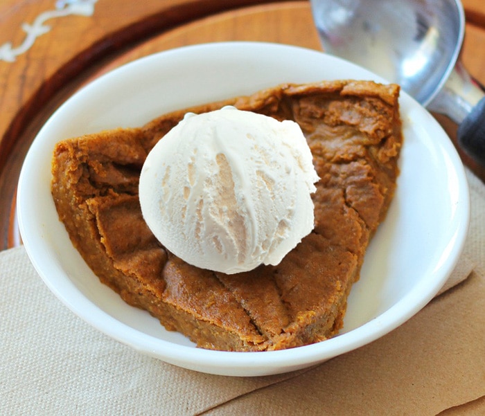 Crustless Pumpkin Pie With Vanilla Ice Cream