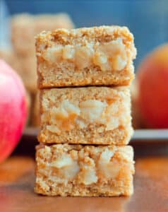 Apple Crumble Bars - Chocolate Covered Katie