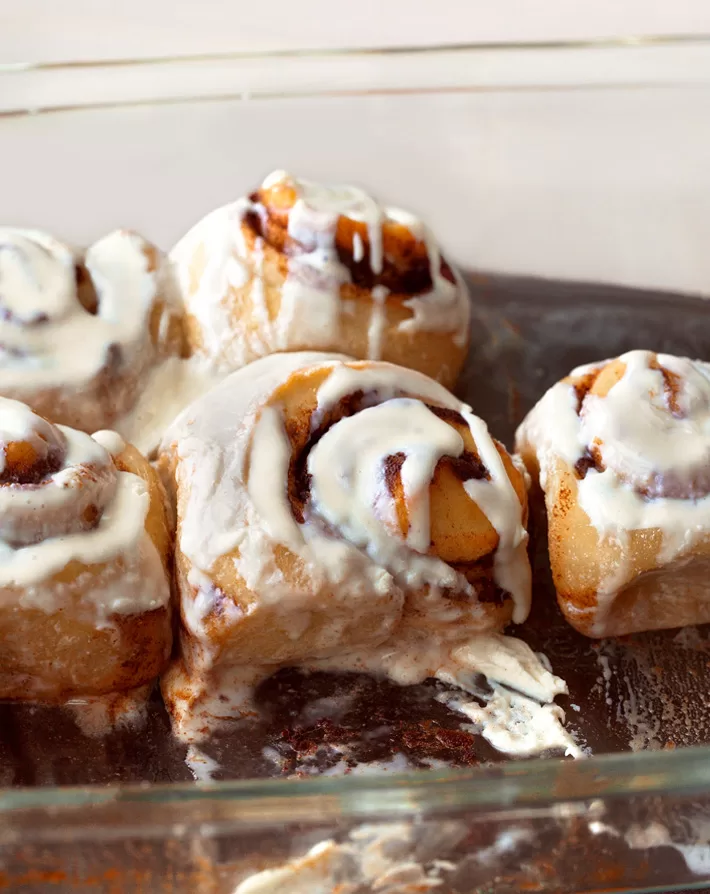 4 Ingredient Easy Cinnamon Buns