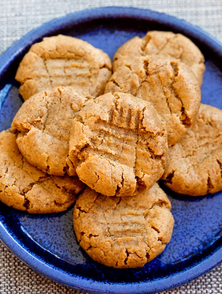Healthy Peanut Butter Cookie Recipe jpg - Vegan Peanut Butter Cookies - They MELT in your mouth!