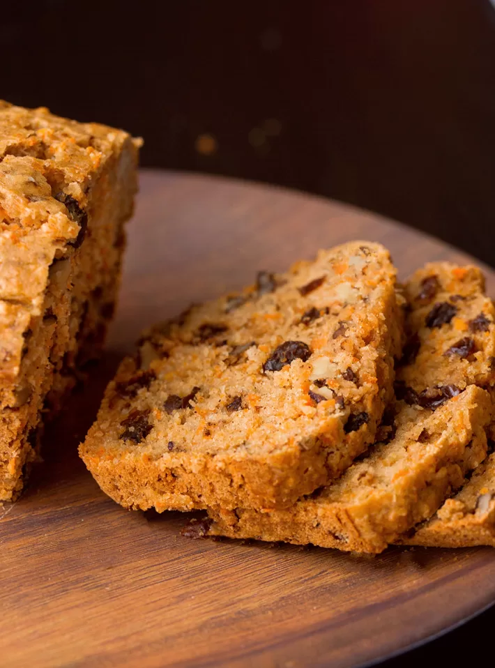 Healthy Carrot Cake Bread