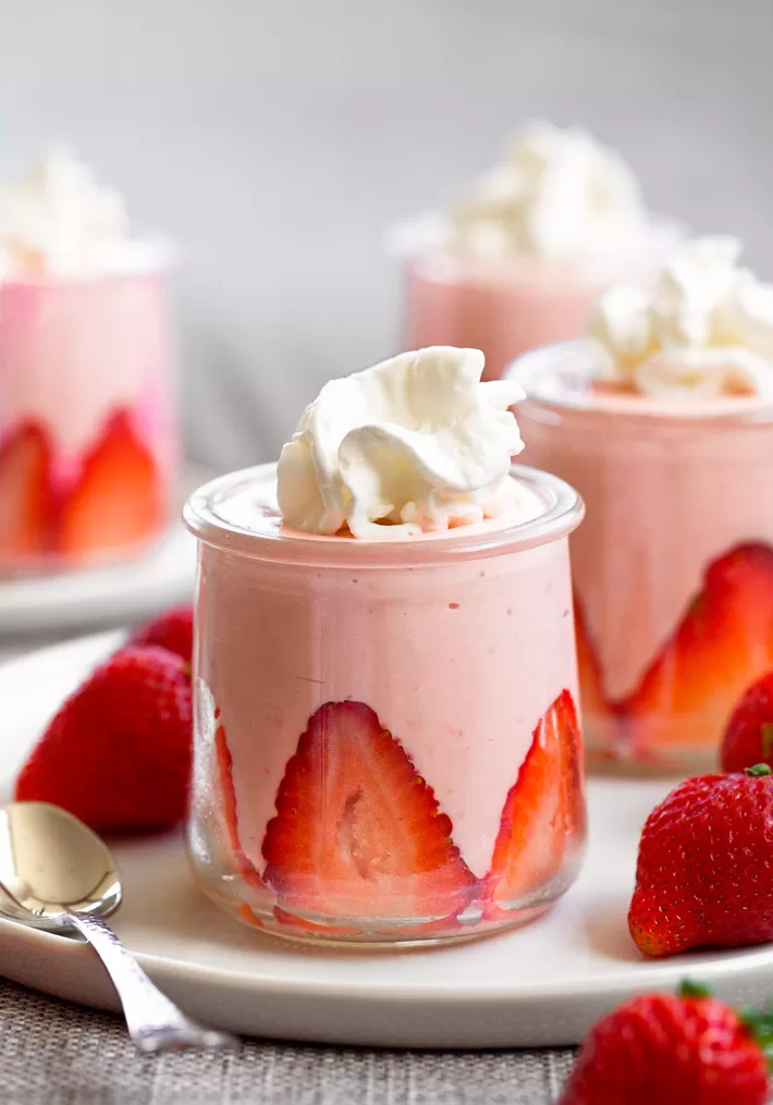Strawberry Cheesecake Mousse Dessert