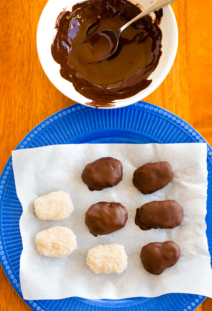 Copycat Mounds Bars Recipe