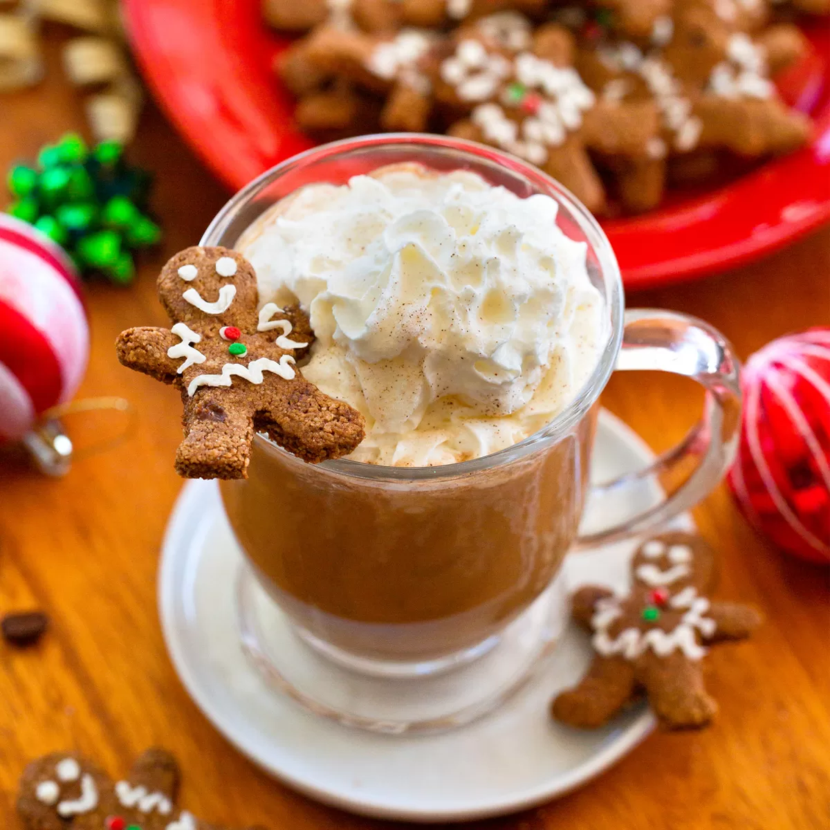 100 Calorie Starbucks Gingerbread Coffee- 12 Days of Christmas 