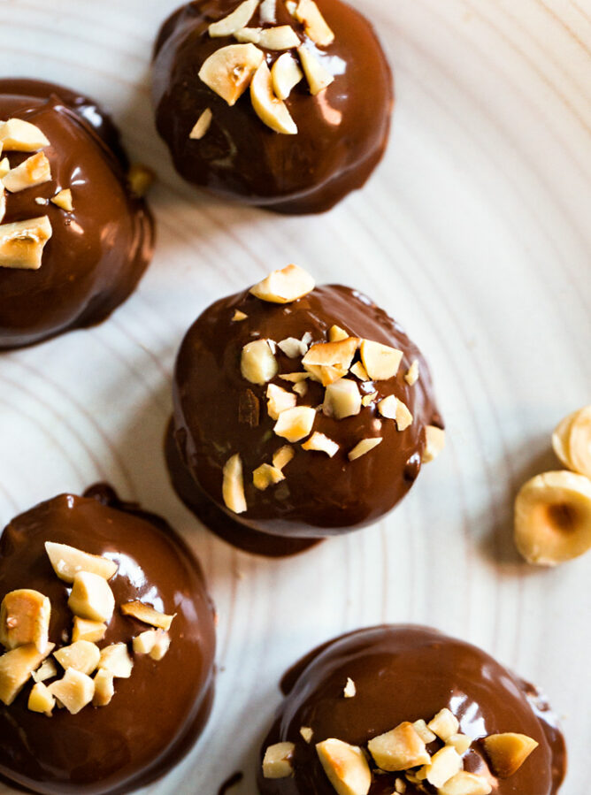 Homemade Ferrero Rocher Recipe - Chocolate Hazelnut Truffles!