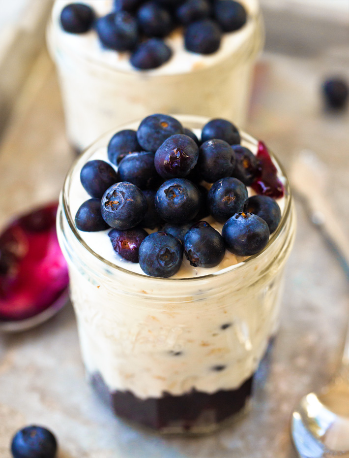 Blended Healthy Blueberry Oatmeal 