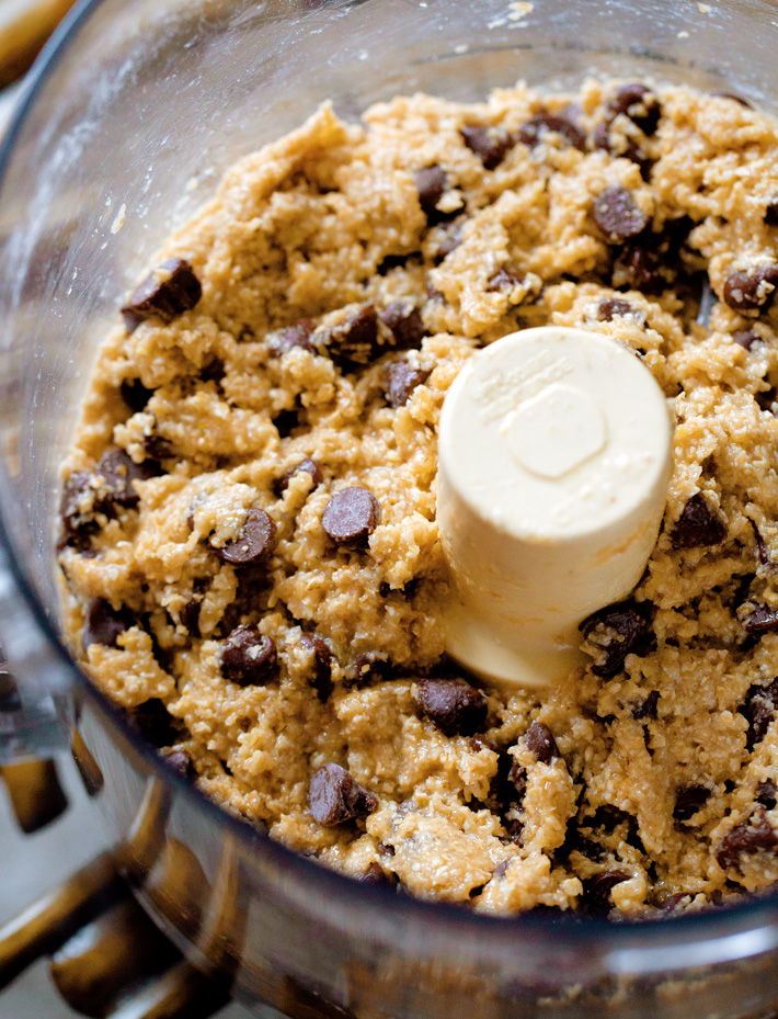 Flourless Chocolate Chip Cookie Dough