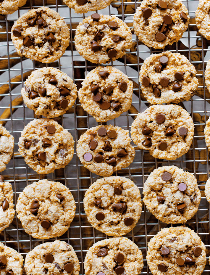 Healthy Flour-Free Chocolate Chip Cookies (Gluten-Free Snacks)