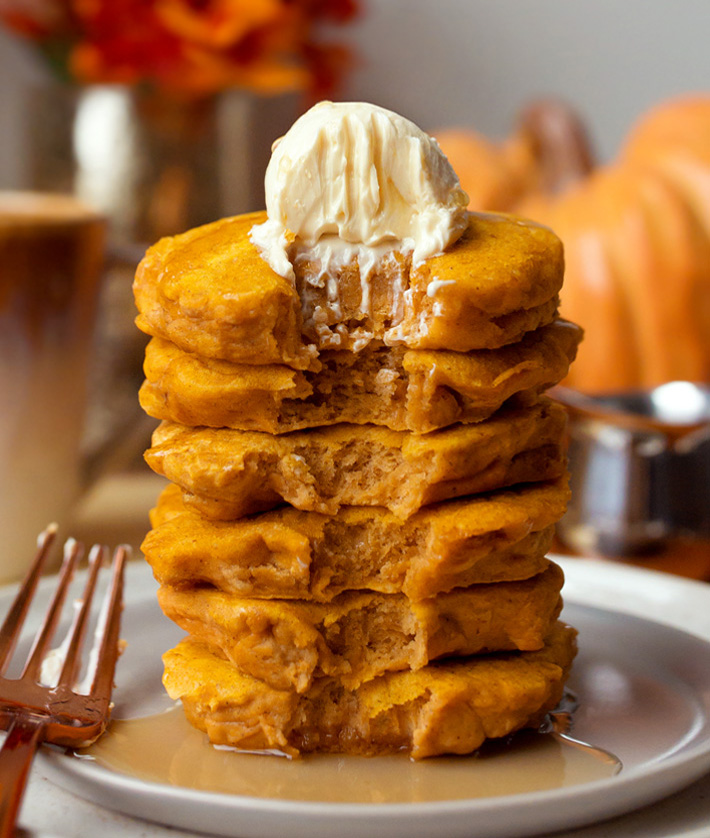 Vegan Pumpkin Pancakes Vegan Pumpkin Pancakes