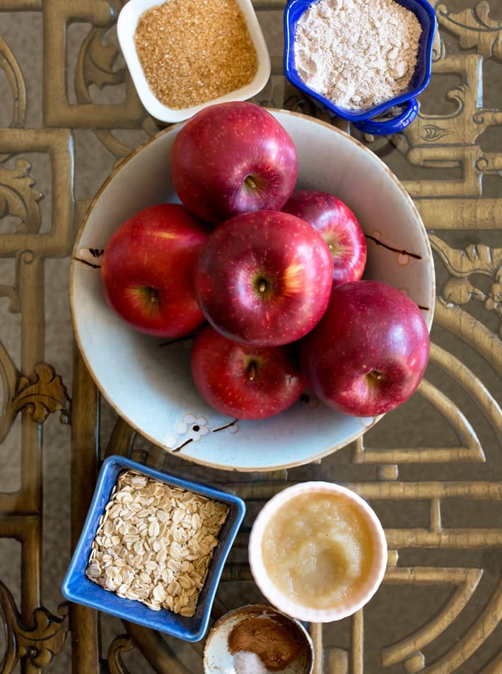 Healthy Apple Oatmeal Crunchy Ingredients