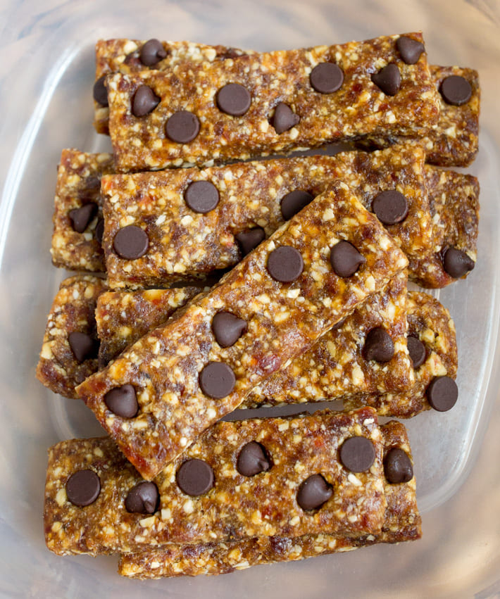 Chocolate Chip Energy Bars (Vegan) Chocolate Chip Energy Bars (Vegan)
