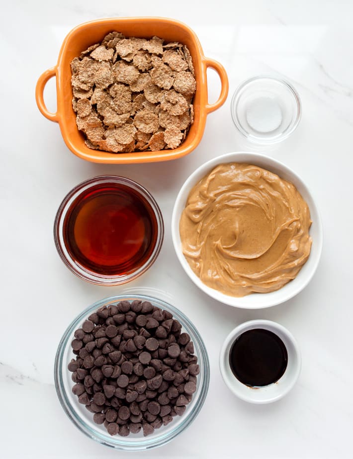 Vegan Butterfinger Ingredients (Molasses, Bran Flake Cereal) Vegan Butterfinger Ingredients (Molasses, Bran Flake Cereal)