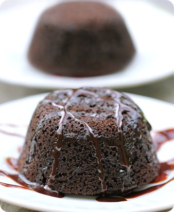 A "1 minute" chocolate mug cake - with hidden raspberry lava filling, ready in 1 minute, from start to finish! https://chocolatecoveredkatie.com/2014/02/06/healthy-chocolate-lava-cake/ @choccoveredkt