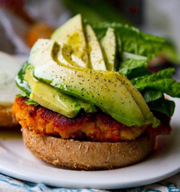 EASY SWEET POTATO BURGERS - Highly recommended for anyone who loves sweet potatoes. These are really good! Recipe link: https://chocolatecoveredkatie.com/2015/05/24/sweet-potato-burgers/