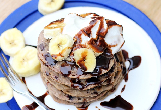 banana split pancakes