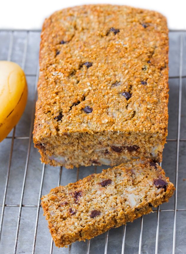 Flourless Banana Bread - 2 cups mashed banana, 1 cup oats, 1/2 tsp baking soda, 3 cups... https://chocolatecoveredkatie.com/2015/09/28/flourless-banana-bread-recipe/ @choccoveredkt