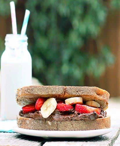 banana split sandwich