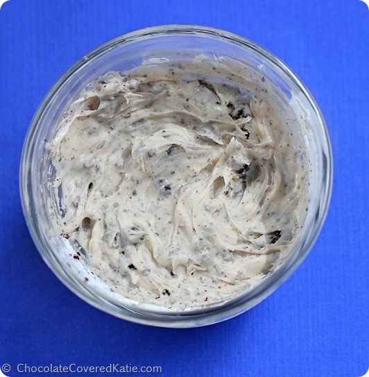 5 ingredients, no corn syrup, no butter, and it can even be sugar-free! Learn how to make it: https://chocolatecoveredkatie.com/2014/09/11/homemade-cookiesn-cream-frosting/