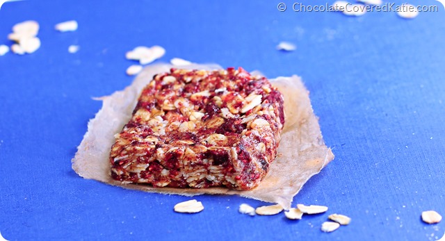 Clif Bar Recipe https://chocolatecoveredkatie.com/2014/08/28/homemade-clif-bars/