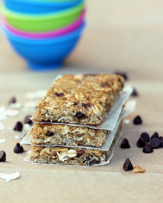 Pumpkin Chocolate Chip Chai Bars (Healthy Granola Bar Recipe)