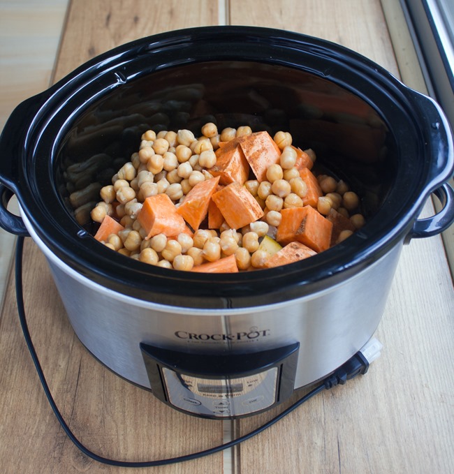 vegan chili slow cooker