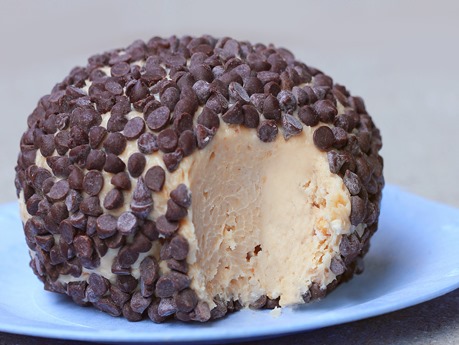 Peanut Butter Chocolate Chip Cheeseball