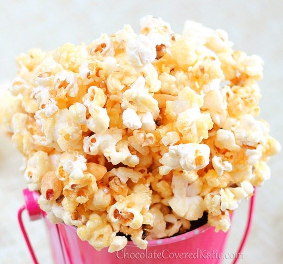 Almost instant healthy caramel popcorn that is salty and sweet and just plain good. https://chocolatecoveredkatie.com/2013/02/01/healthy-caramel-popcorn/