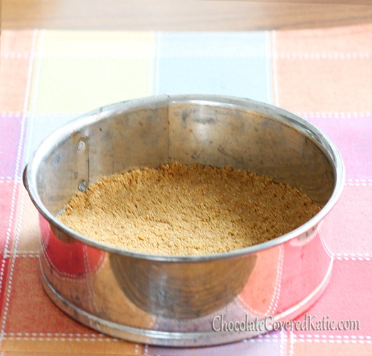 No butter or trans fat, can be low-fat and gluten-free. You'll never have to buy a prepared crust again. Full recipe here: https://chocolatecoveredkatie.com/2012/09/01/healthy-graham-cracker-pie-crust/