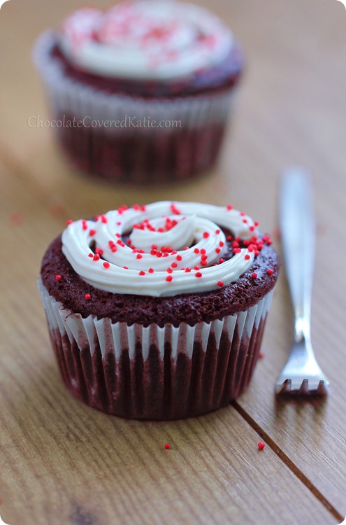 Healthy Red Velvet Cupcakes - {NO Food Coloring!}