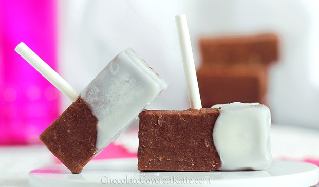 Hot Chocolate on a Stick - it magically turns your milk into creamy hot chocolate! https://chocolatecoveredkatie.com/2013/02/08/hot-chocolate-on-a-stick/ 