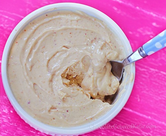 Homemade-Peanut-Butter-Frozen-Yogurt_4