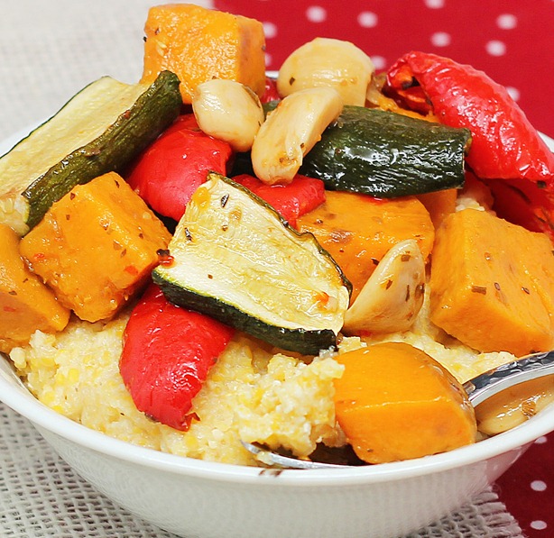 How to roast vegetables... in your slow cooker! https://chocolatecoveredkatie.com/2013/01/10/how-to-roast-vegetables-in-the-slow-cooker/