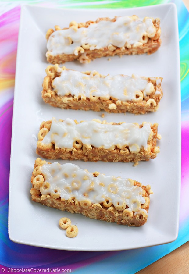 Customizable cereal bars for an on-the-go breakfast. You can use different cereals to change up the flavors : https://chocolatecoveredkatie.com/2015/01/11/customizable-milk-cereal-bars/