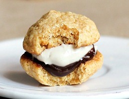 smores whoopie pies