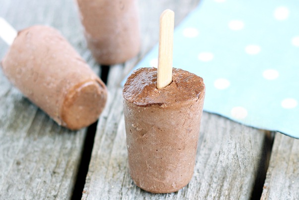 Can be soy-free / sugar-free / dairy-free / vegan. Recipe--->  https://chocolatecoveredkatie.com/2012/03/26/nutella-fudge-pops/