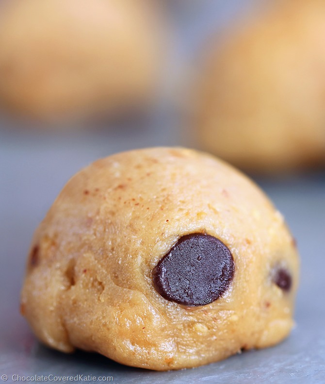 PEANUT BUTTER BLISS BALLS  sugar-free / egg-free / soy-free / gluten-free / dairy-free. Continue reading---> https://chocolatecoveredkatie.com/2015/02/23/peanut-butter-bliss-balls/