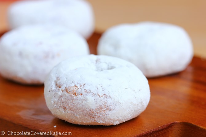 powdered sugar donuts