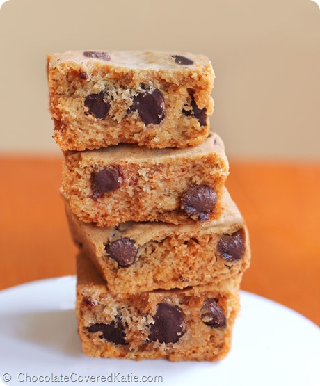 Pumpkin Chocolate Chip Cookie Bars: https://chocolatecoveredkatie.com/2014/09/15/pumpkin-chocolate-chip-cookie-bars/