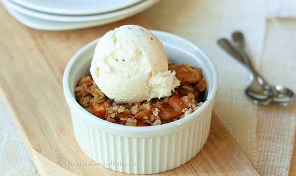 single-serving apple crumble!