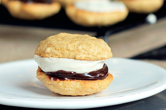 smores whoopie pie