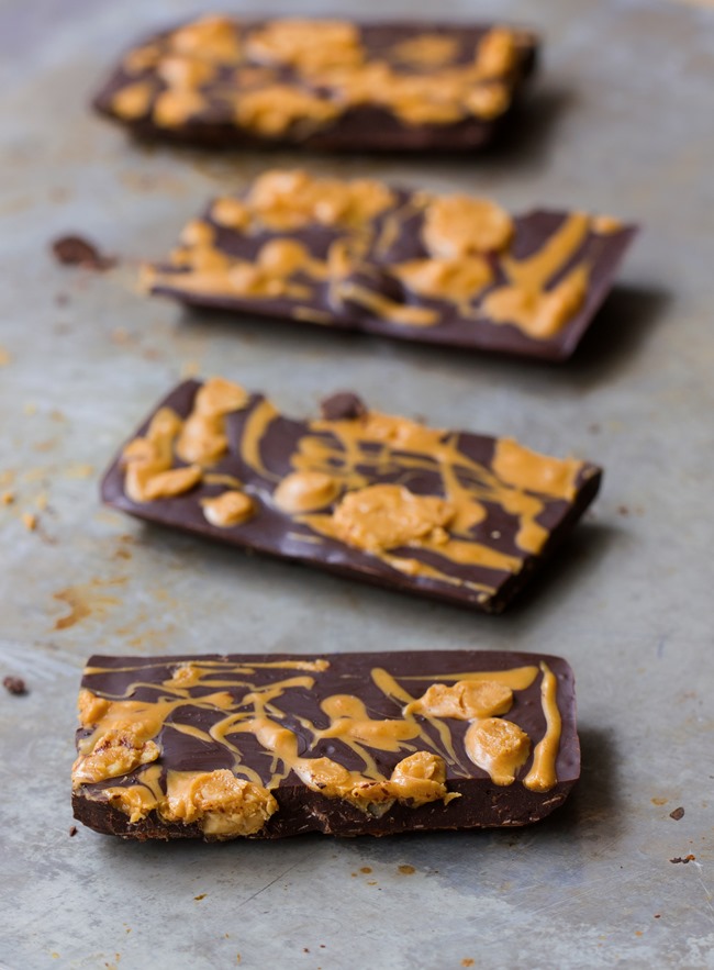 Secretly healthy chocolate peanut butter bars that taste like Hershey’s candy bars… @choccoveredkt… 5 ingredients: https://chocolatecoveredkatie.com/2015/10/26/chocolate-peanut-butter-candy-bars/