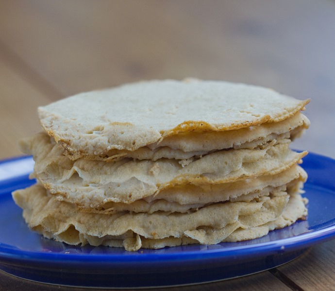 Swedish Pancakes are light and deliciously eggy… unlike anything you’ve ever tried! You may never go back to traditional pancakes again! Recipe: https://chocolatecoveredkatie.com/2015/09/24/swedish-pancakes-recipe-healthy-vegan/