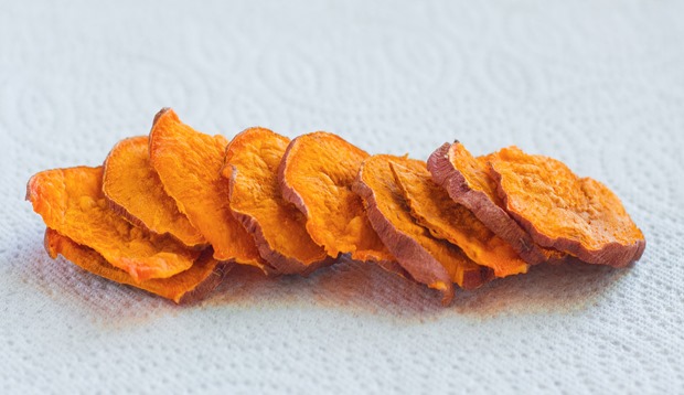 baked sweet potato chips