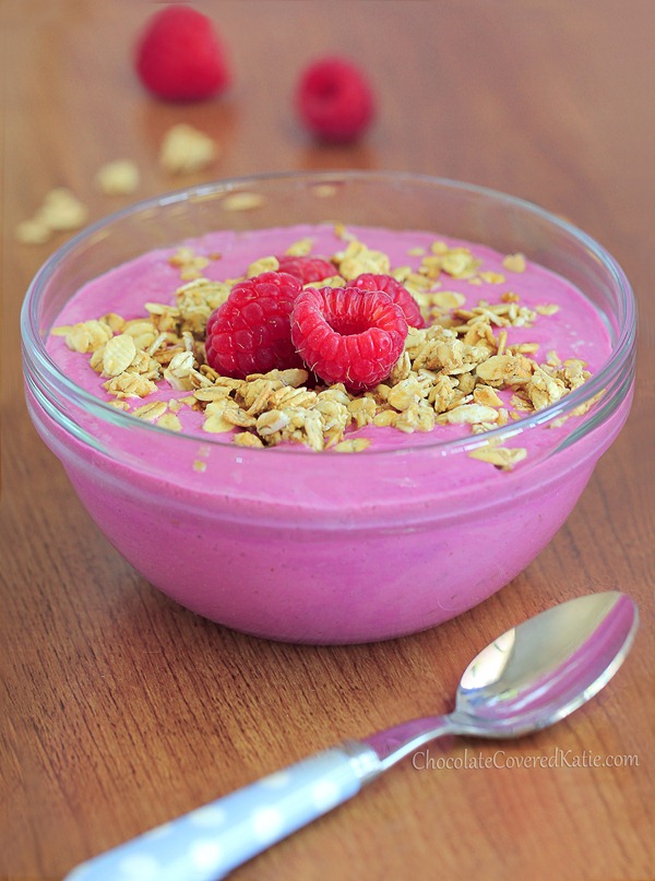 The Healthy Fruit & Yogurt Breakfast Bowl - just 3 ingredients: https://chocolatecoveredkatie.com/2013/04/24/the-healthy-fruit-yogurt-breakfast-bowl/