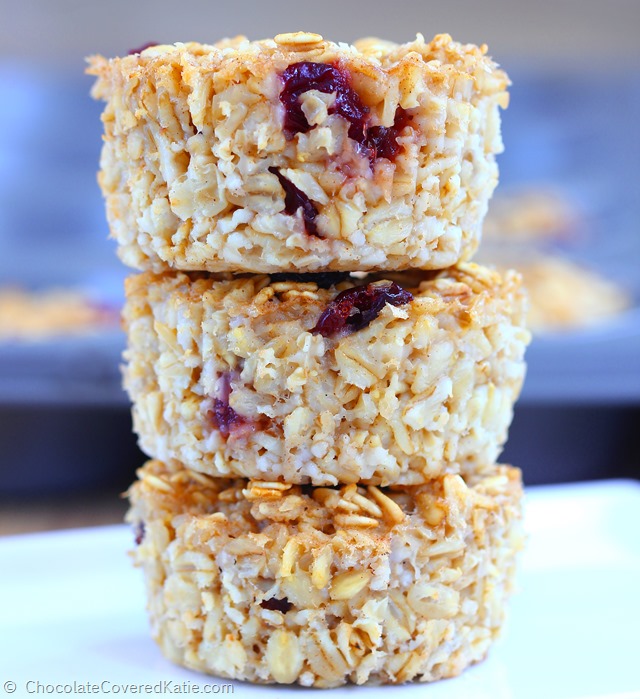 Featured by Fitness Magazine - customizable ”breakfast” oatmeal cupcakes from @choccoveredkt, Great on-the-go fuel on rushed mornings + Can be frozen for later. Full recipe: https://chocolatecoveredkatie.com/2015/01/08/go-breakfast-oatmeal-trail-mix-cupcakes/