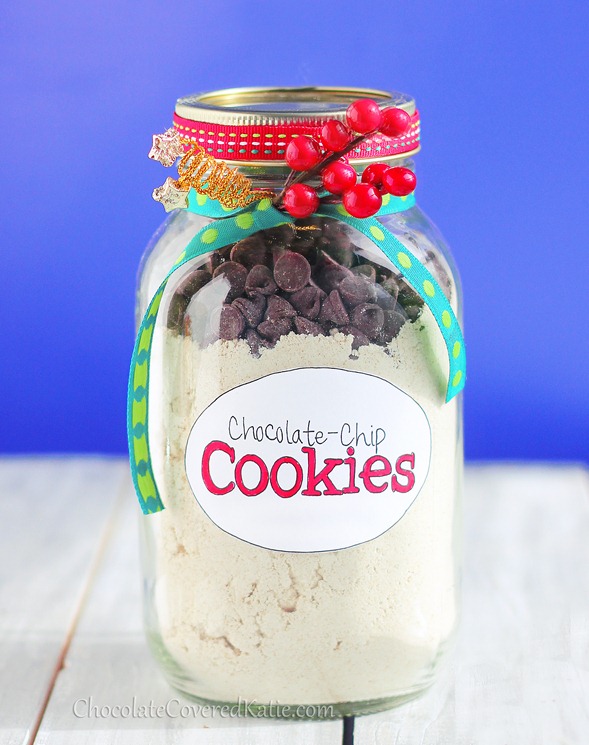 Healthy Mason Jar Monster Cookie Mix (recipe & instructions