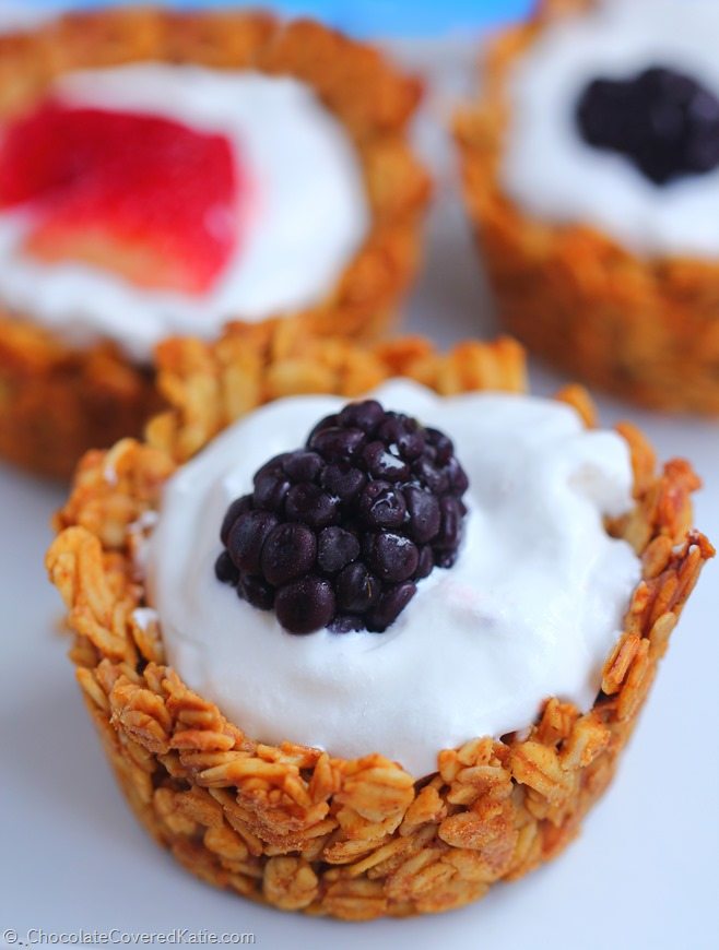 Breakfast Granola Cups - Ingredients: 2 cups rolled oats, 1/2 tsp vanilla extract, 1/2 tsp cinnamon, 1 1/3 cup... Full recipe: https://chocolatecoveredkatie.com/2015/01/06/customizable-breakfast-granola-cups/ @choccoveredkt