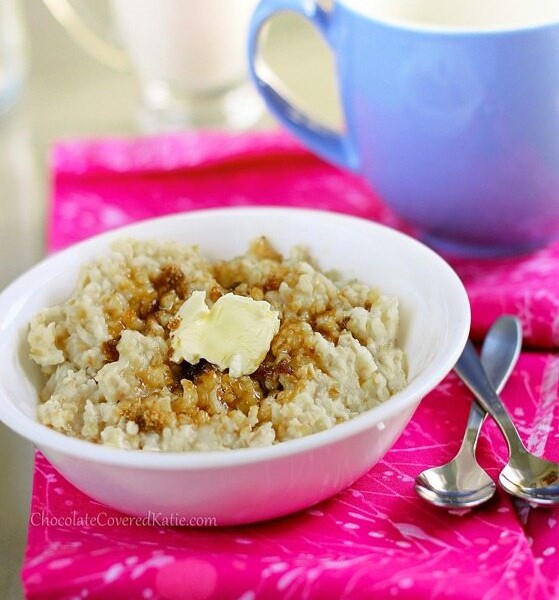 Crock Pot Oatmeal - The easiest way to make oatmeal. Cook once, and have a delicious breakfast all week - (can do different flavors) https://chocolatecoveredkatie.com/2012/11/11/how-to-make-oatmeal-in-the-slow-cooker-the-easy-way/ @choccoveredkt