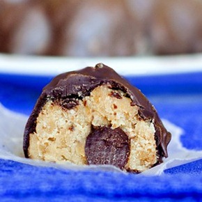 Healthy Cookie Dough Truffles